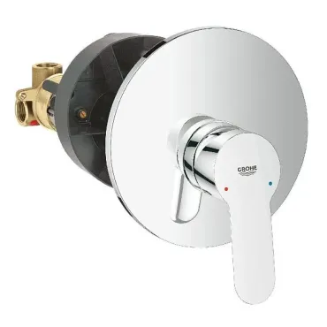 Смеситель GROHE BauE...